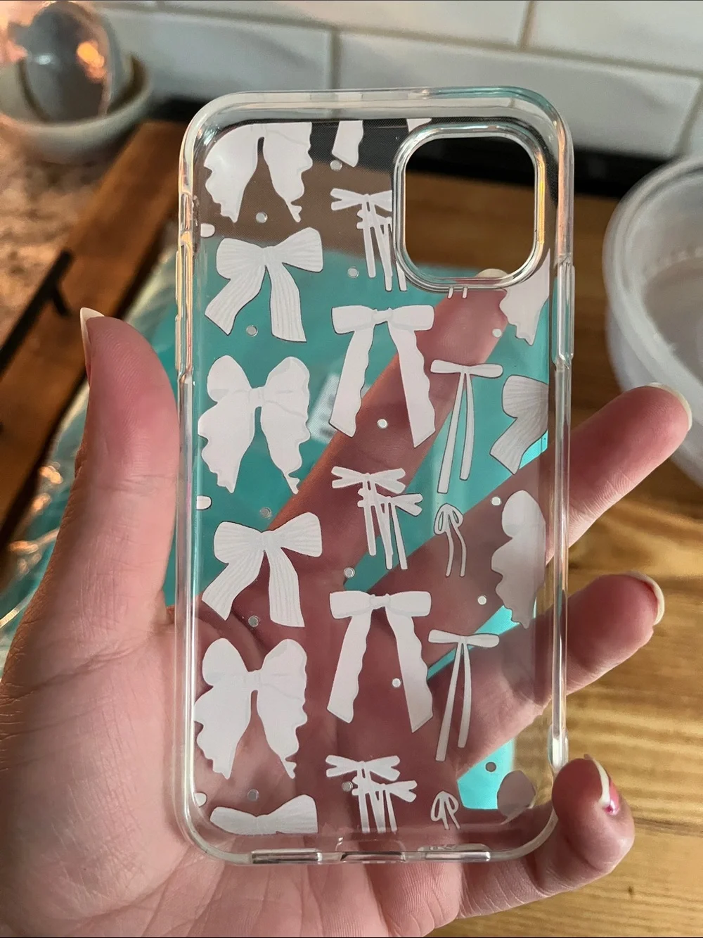Clear Phone Case with Pink Bow Pattern for iPhone 11